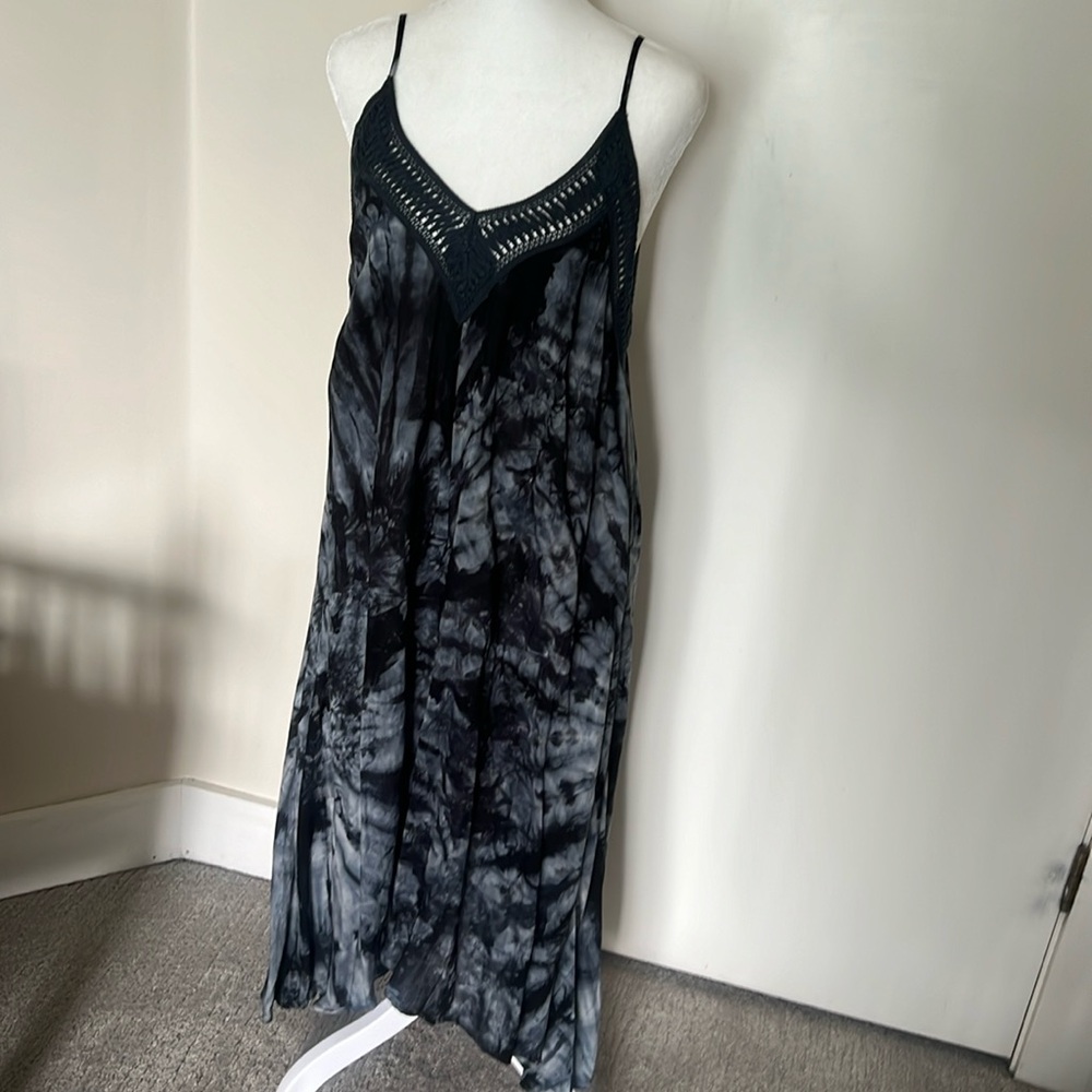 LOVESTITCH new with tags size medium sundress with adjustable straps
